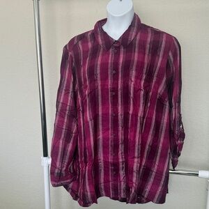 Plus Size Maroon Pink Metallic Button Down Shirt Size 30/32